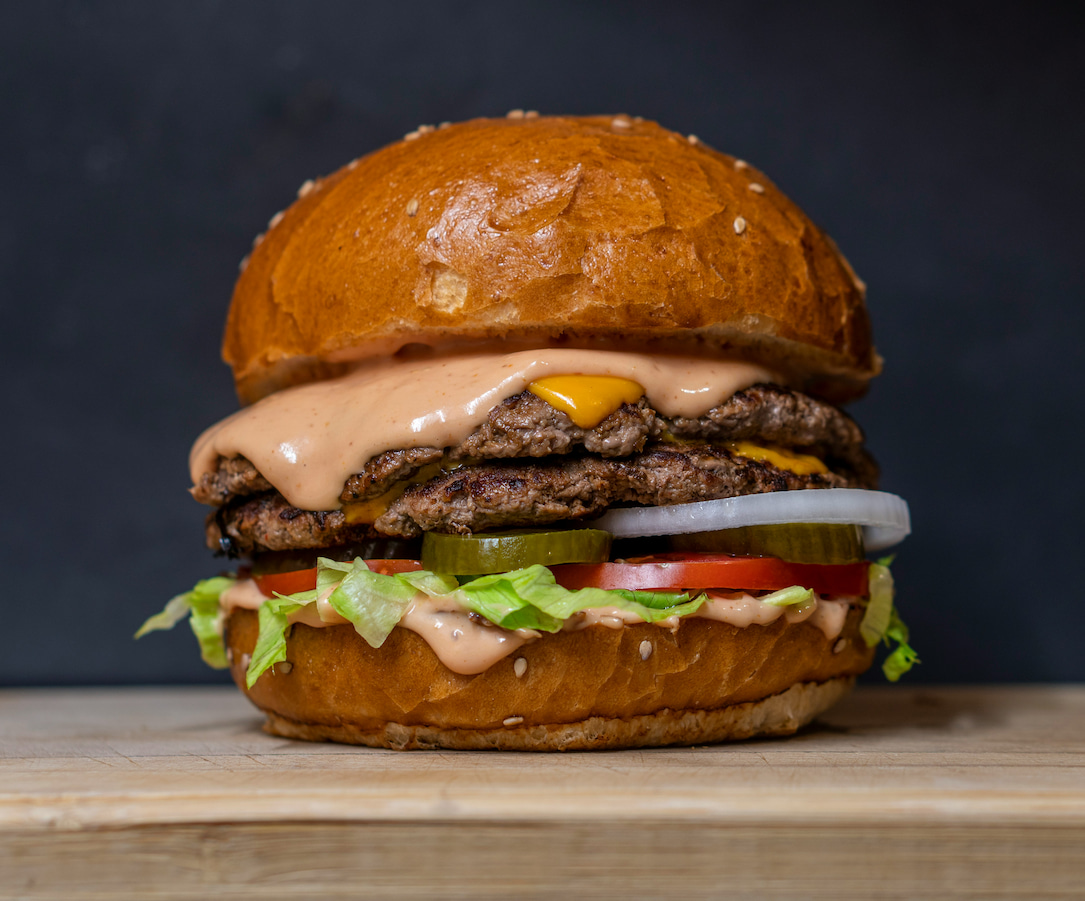 Classic Cheeseburger